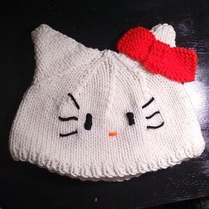 Hello kitty hat